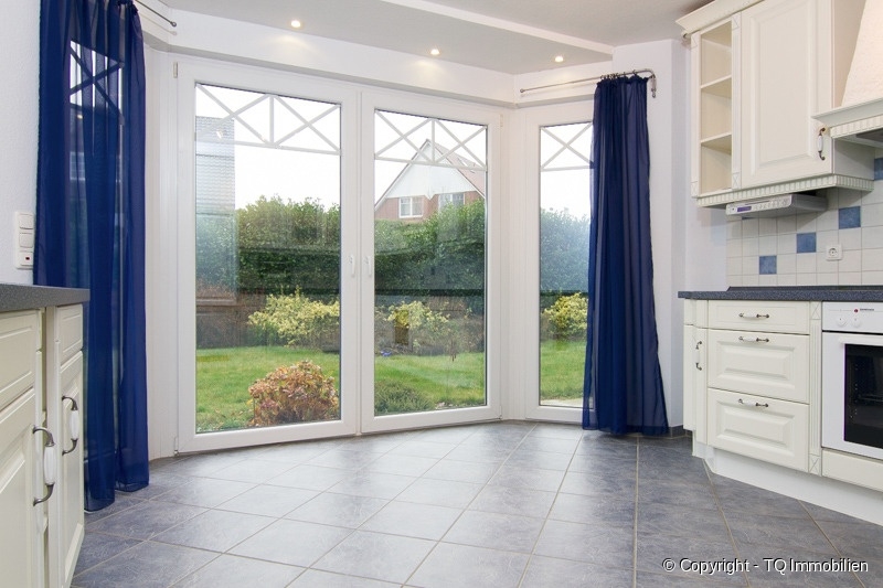 Wohnküche / Erker - TQ - Immobilien